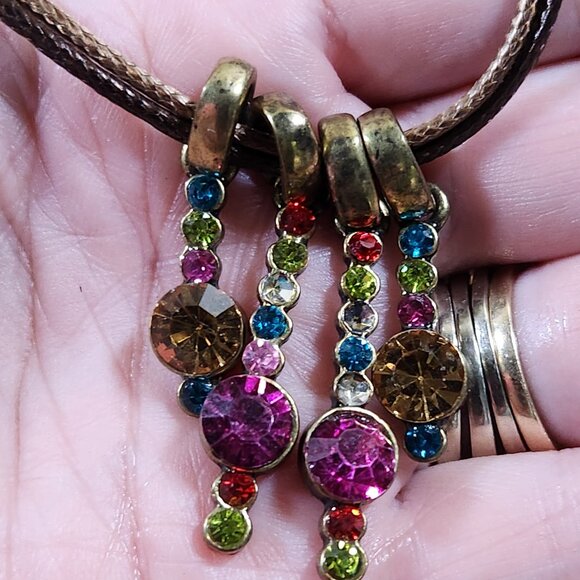 Vintage Womens Multi-Colored Crystal Necklace Leather Chain 18" - Picture 2 of 5